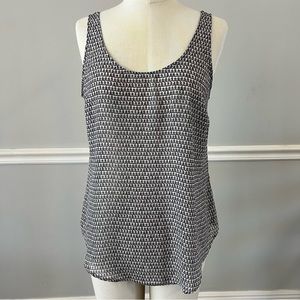Old navy top size medium